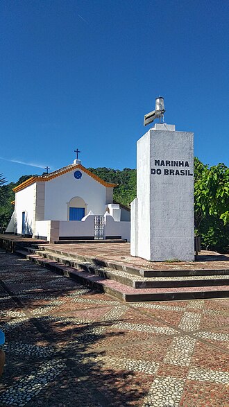 Photo of Ilha dos Frades lighthouse