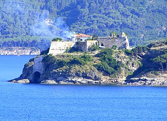 Photo of Capo Focardo lighthouse