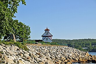 Photo of Fort Point Lighthouse