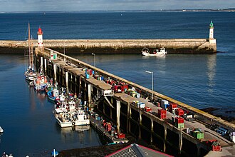 Foto de Port Tudy jetty lights