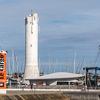 Photo of Port Crouesty lighthouse