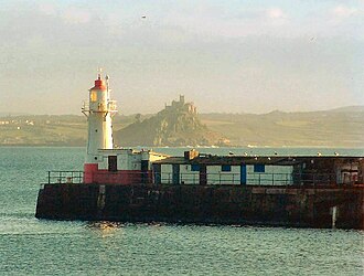 Photo of Newlyn Harbour South Pier Light