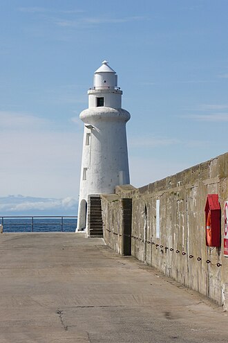 Photo of Macduff Pier Lighthouse