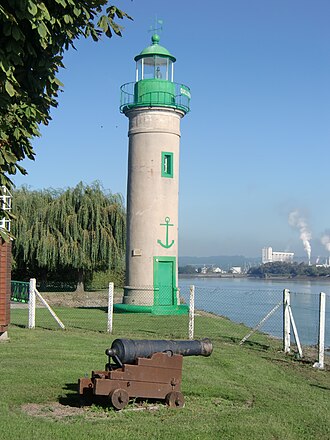 Photo of Quillebeuf Lighthouse