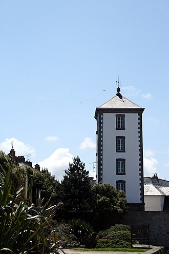 Photo of Bas-Sablons lighthouse
