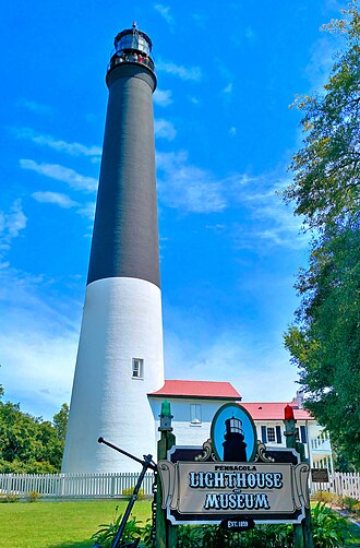 Photo of Pensacola Light