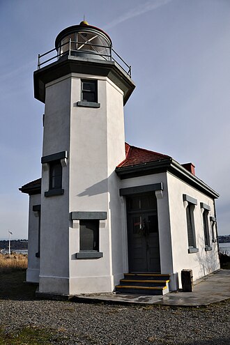 Photo of Point Robinson Light